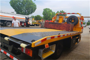 椒江区附近拖车电话号码服务